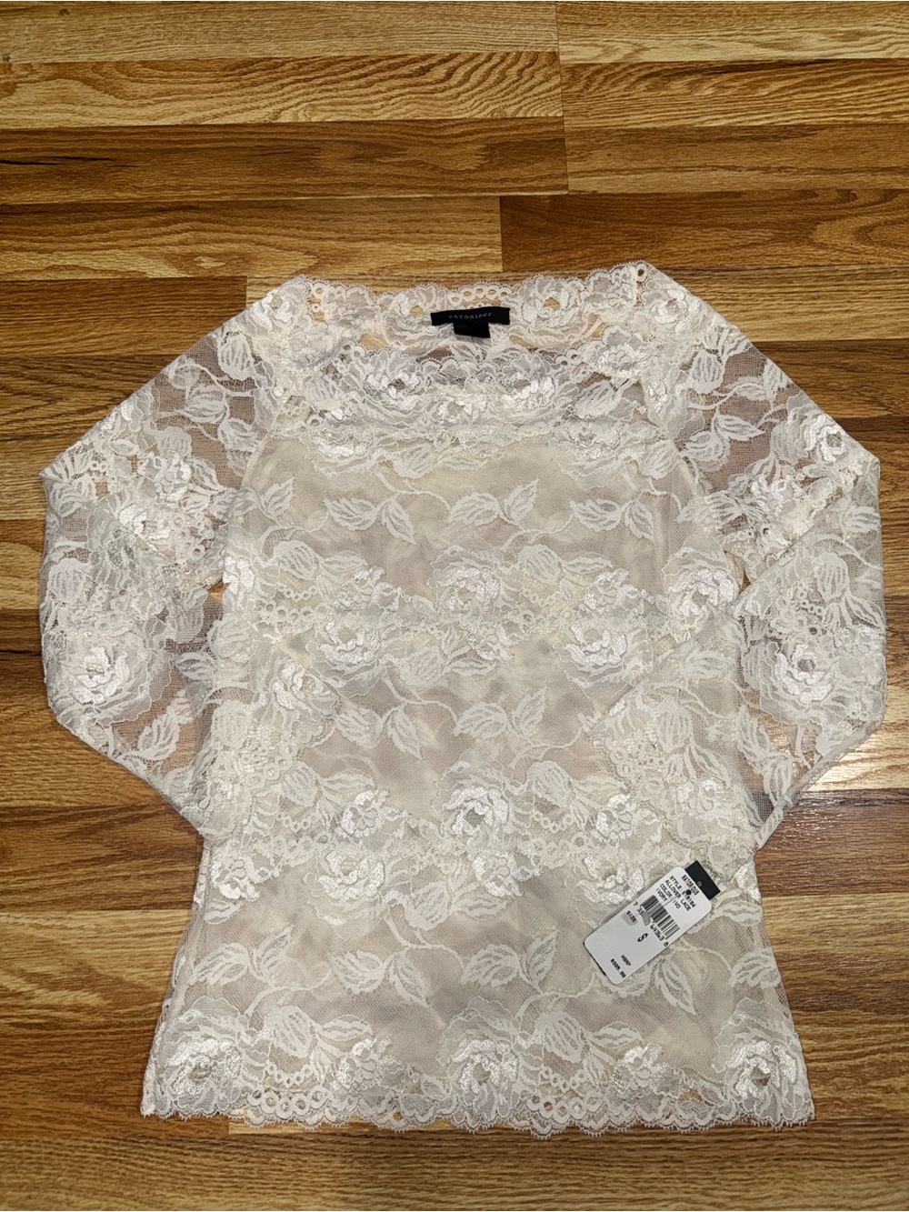 Natorious by Natori Ivory Sheer Floral Lace Top Boat Neck LS
